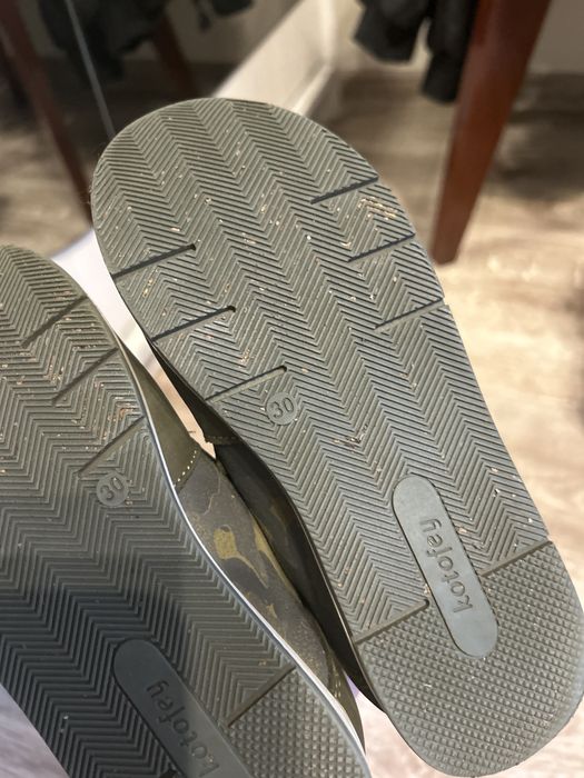 Продам ботинки на мальчика Котофей