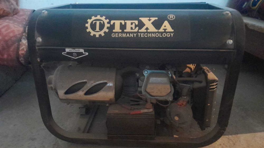 Бензиновый генератор 3000 кв