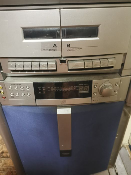 Radio caset Goodmans tv color si radio cu tlc