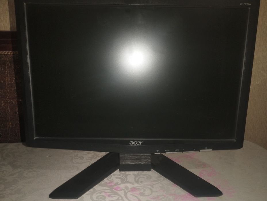 Компьютер полный комплект.(Системный блок)