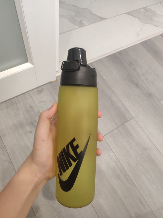 Бутылка Nike б/у для воды