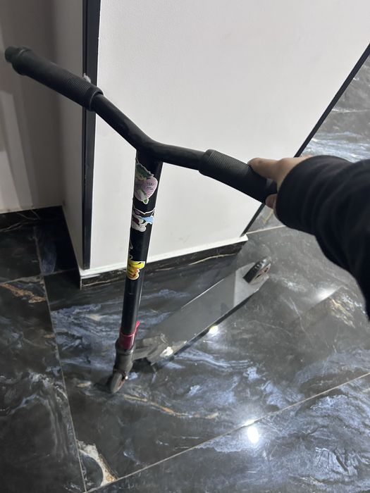 Самокат черный цщцщ