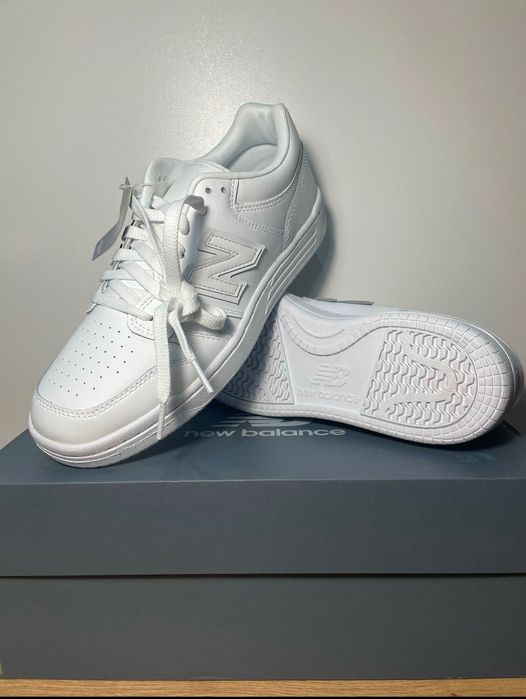 Оригинални обувки new balance court shoes 700