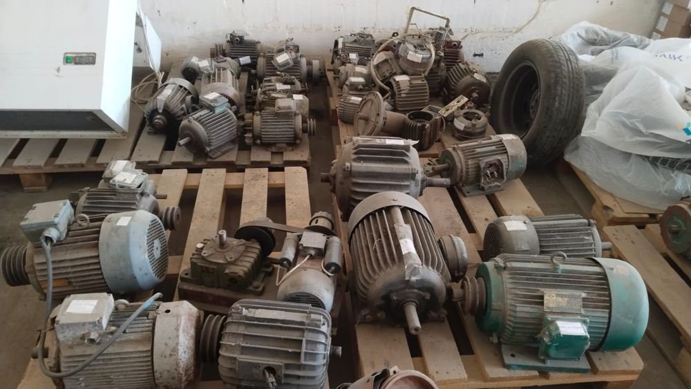 Продам электродвигатели 220 и 380В разных мощностей в рабочем состояни