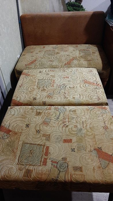 Продам раскладной диван