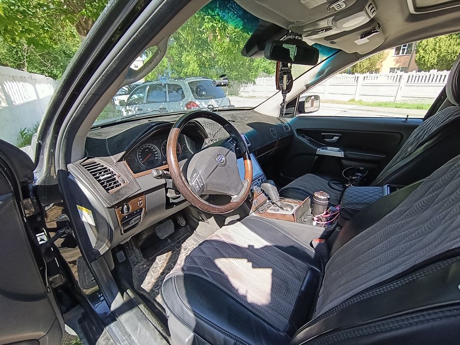 Продам Volvo xc 90