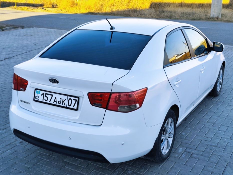 Срочно продам Kia Cerato. Автомат.
