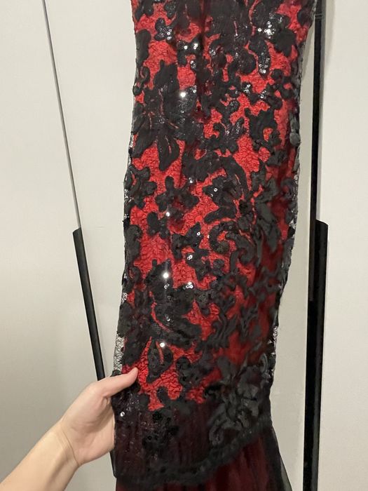 Платья өте әдемі кочества кушті