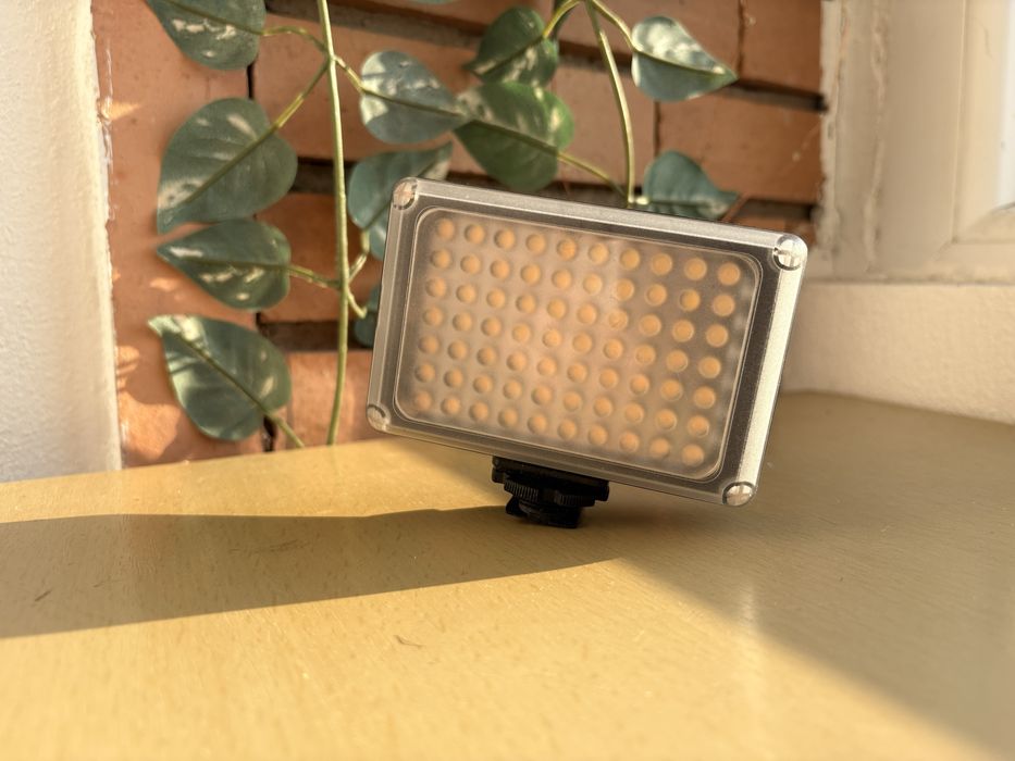 Lampa video portabila compacta LED Yongnuo