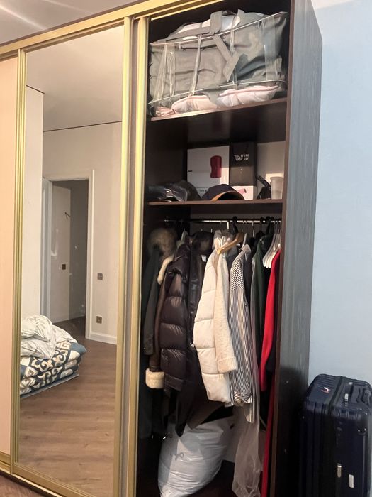 Продается шкаф-купе