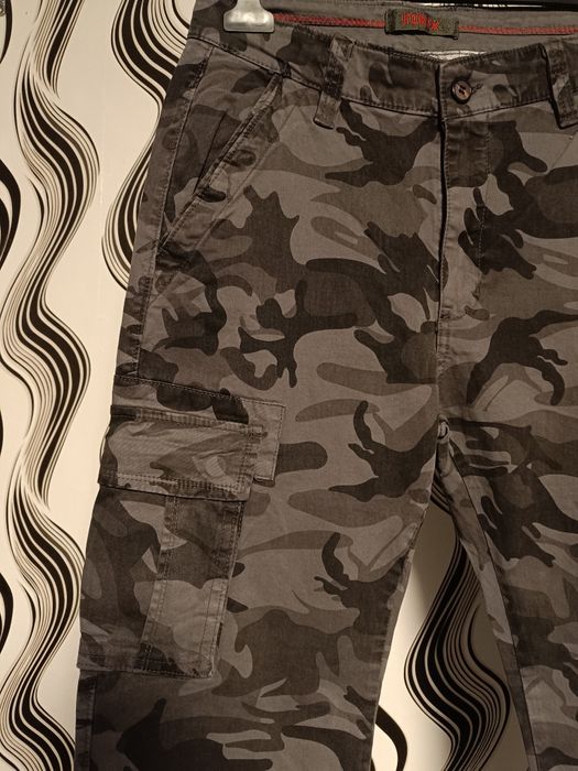 Камуфлажен карго панталон