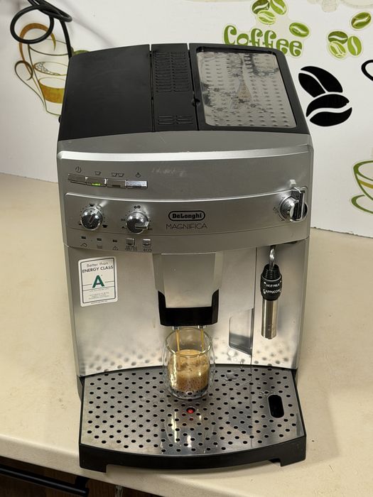 Кафемашина кафе автомат delonghi magnifica с гаранция