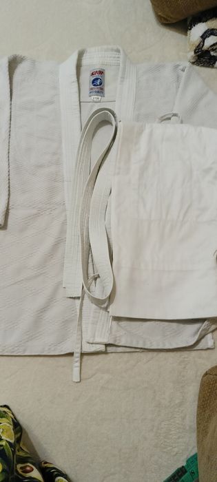 Продам кимано на мальчика.