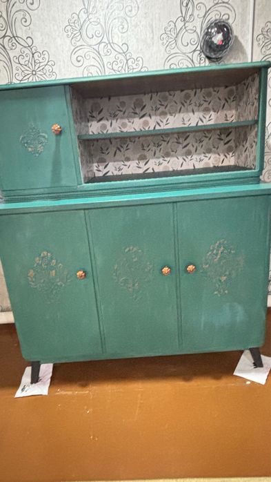 Продам зеркало с рамой под старину