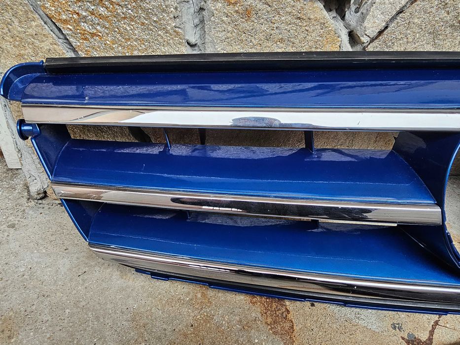 Предна решетка за Мерцедес Mercedes W204