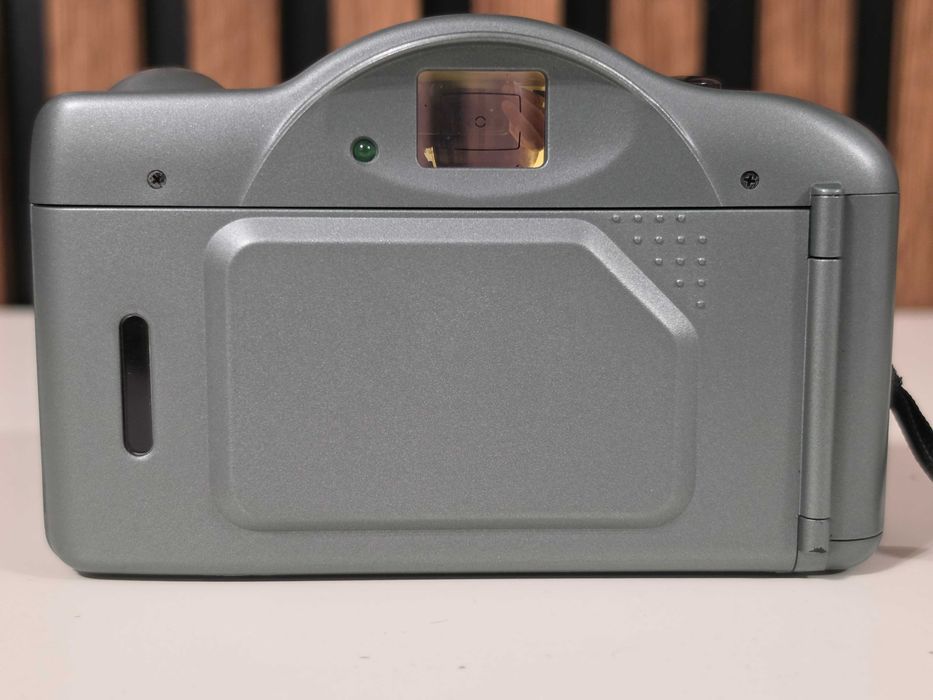 Y2K Aparat foto pe film Polaroid 900 AF