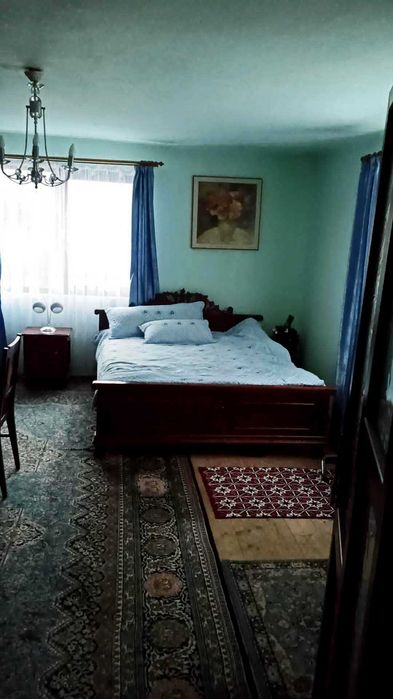 casa  in centrul satului CRACIUNESTI la 6 km de SIGHETU MARMATIEI