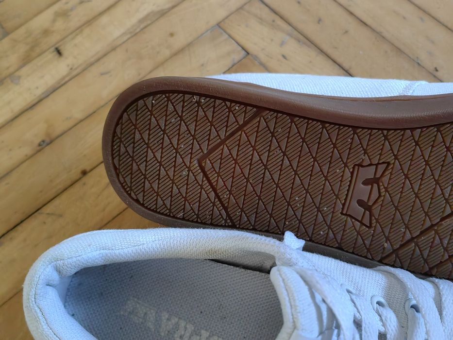 Vans, Supra, Converse