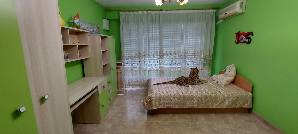 Дава се под наем Двустаен апартамент в Димитровград - 73 кв.м за 204 € - Снимка #3