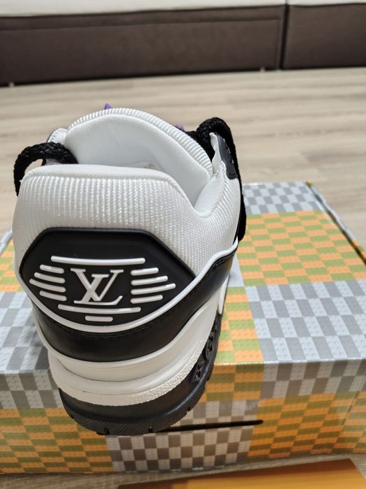 adidași Louis Vuitton