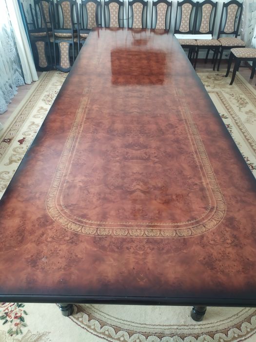 стол сатылады !!