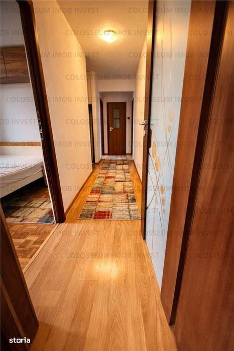 Zona Centru Civic -Cec / Apartament 4 camere, Etaj 1 din 4
