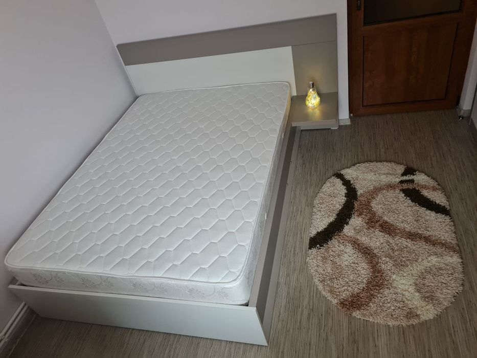 APARTAMENT 2 camere de închiriat
