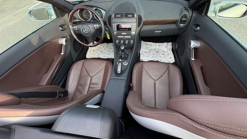 Mercedes-Benz SLK Slk 200 AMG Unic proprietar