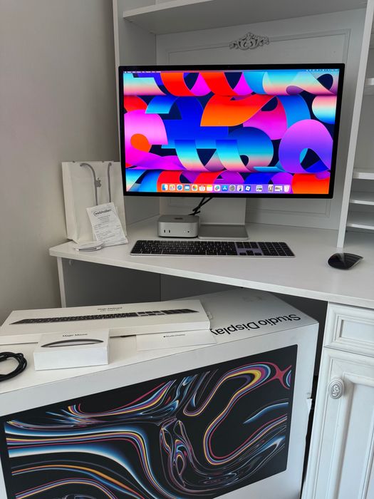 Профессиональный стационарный компьютер Apple Mac mini Display