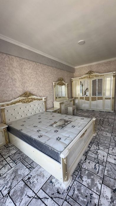 Pushkin metro yaqinida kvartira Bezmakler