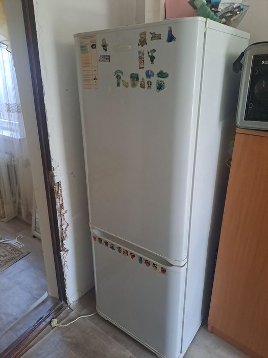 Продам холодильник