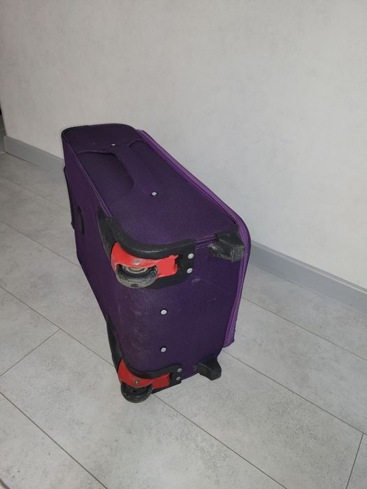 Чемодан продам или обменяю