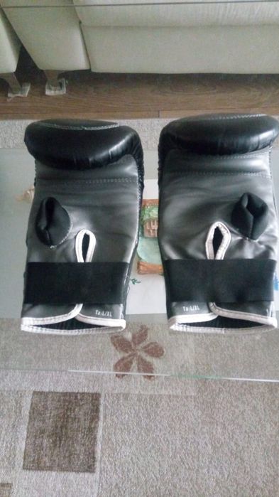 Mănuși box/ kickboxing/ mma & protecții picioare