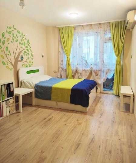 Дава се под наем Тристаен апартамент в София, Света Троица - 95 кв.м за 525 € - Снимка #4