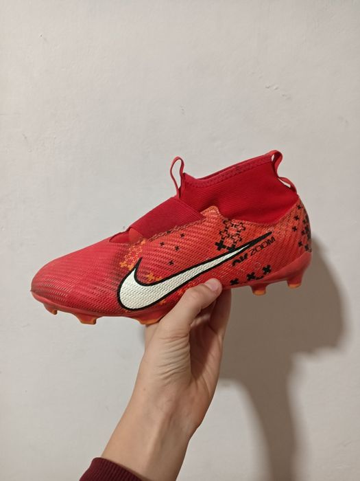 Ghete de fotbal 38-38,5