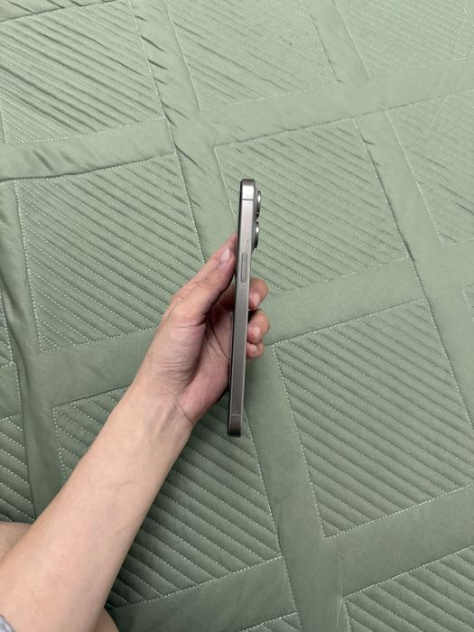 Продам Айфон 15 про Мах 256 гб