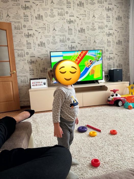 Тумба в зал под телефизор