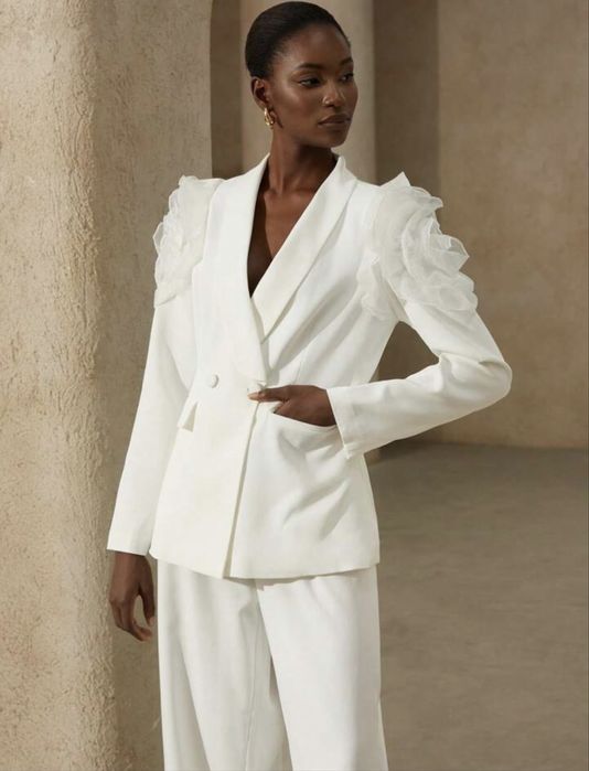 Елегантно дамско сако