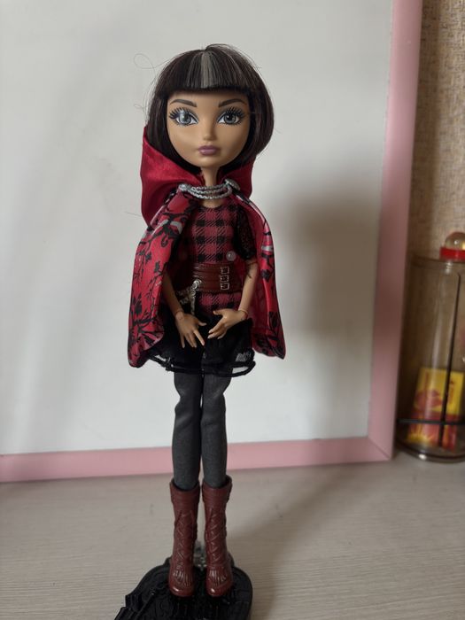 Кукла Ever After High Сериз Худ