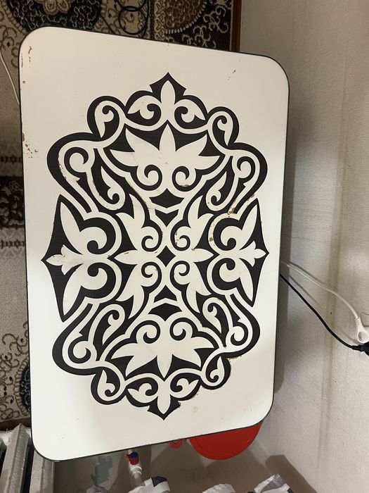 Кухонный стол продажа