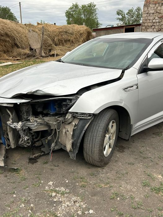 Продам Kia K5 после дтп
