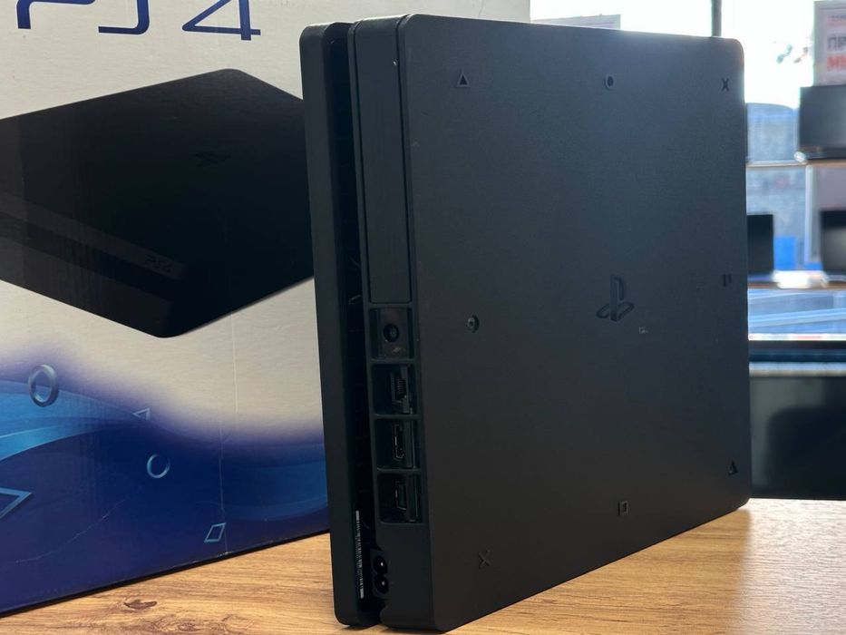 PlayStation 4 | 500 GB