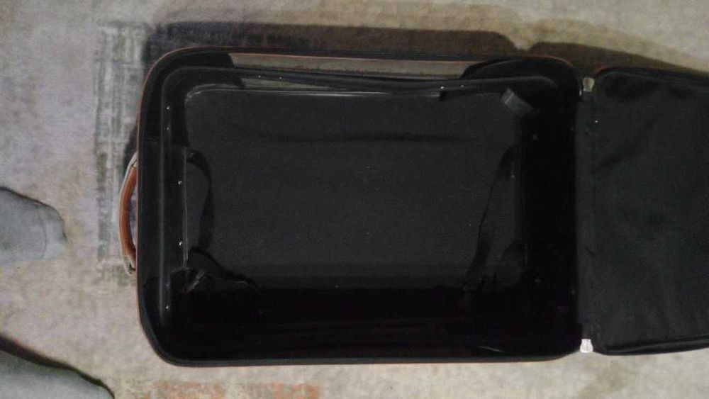 Куфар на колела