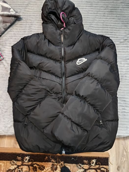 Здравейте продавам якета