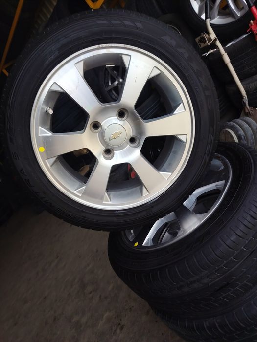 Lasetti, Gentraga tushadigan R16  saka diska sotiladi