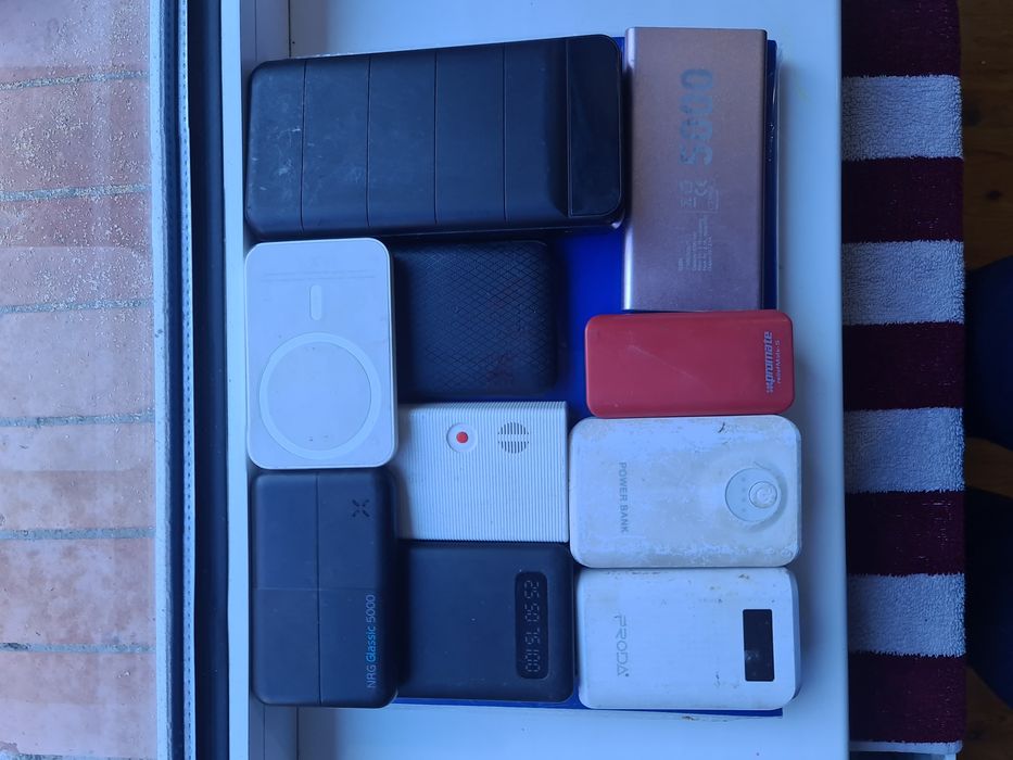 Fleshka, naushnik, airpods, wifi, Bluetooth, mishka.