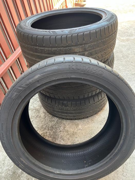Set 4 anvelope vara stare excelenta 235/45/19