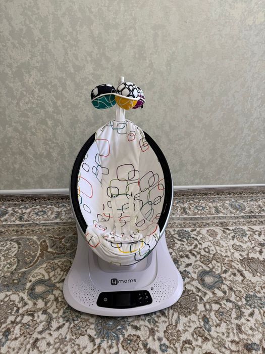 Шезлонг 4moms.Электрокачели