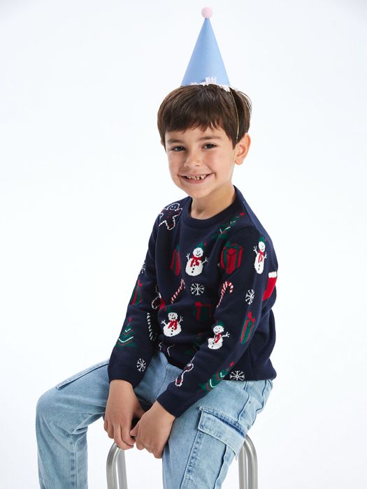 Коледни пуловери за цялото семейство