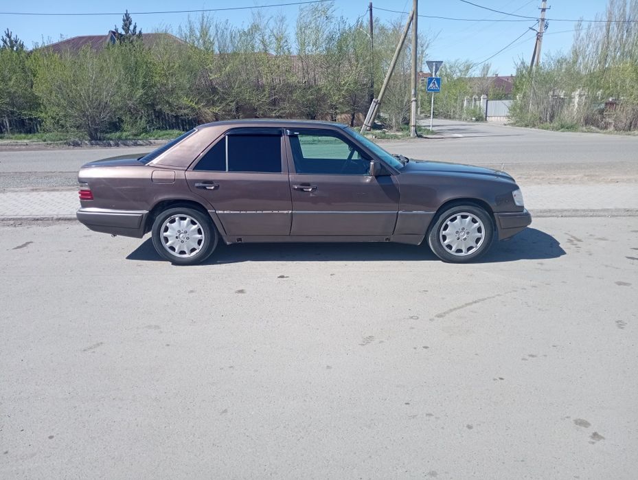 Продам мерседес 124